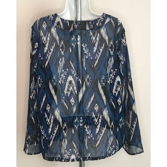 CHICOS Size 2 Blue Pattern Blouse - Picture 4 of 6
